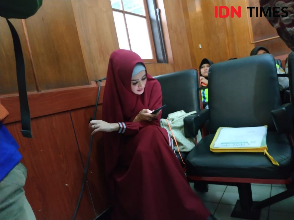 Dengarkan Saksi Ahli Pidana Kasus Ahmad Dhani, Mulan Jameela: Gemas