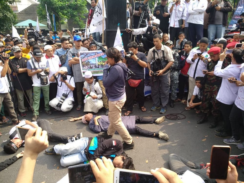 Hari Pahlawan, Kota Surabaya Dihujani Demonstrasi di Berbagai Titik