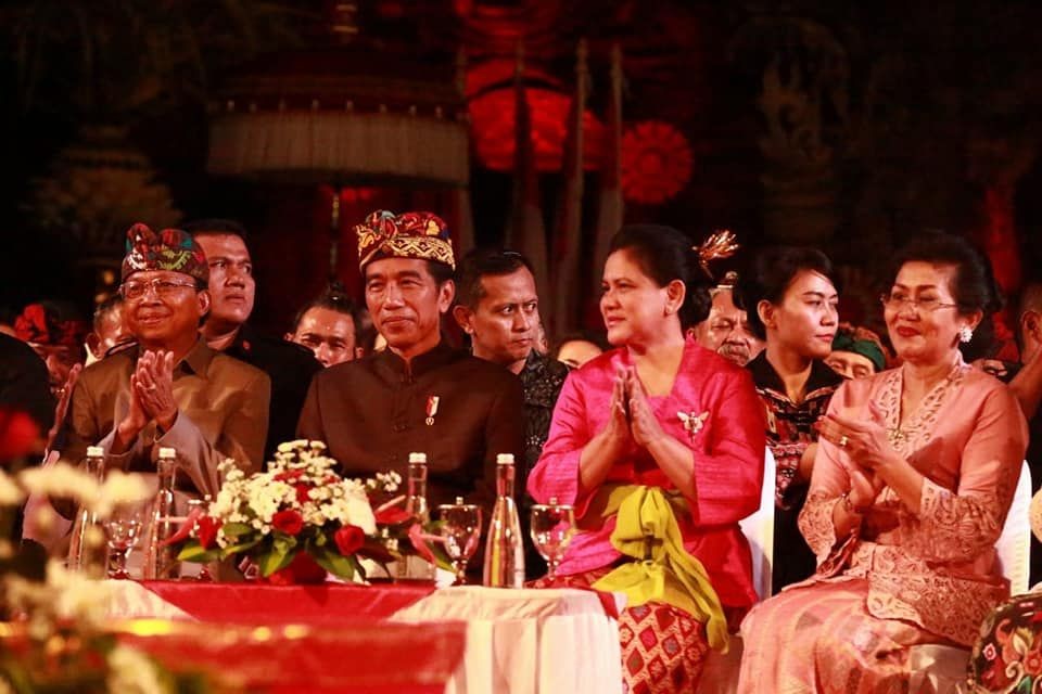 Gubernur Koster Berharap Negara Alokasikan APBN Untuk Desa Adat Bali