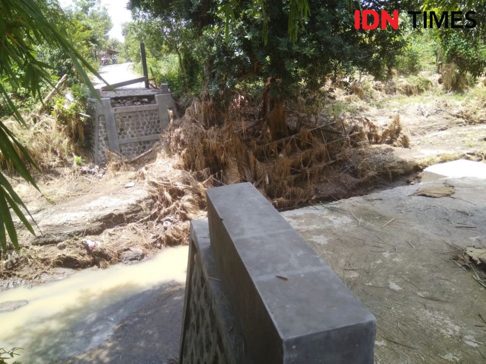 Dampak Banjir, Jembatan Antardusun di Kabupaten Madiun Putus