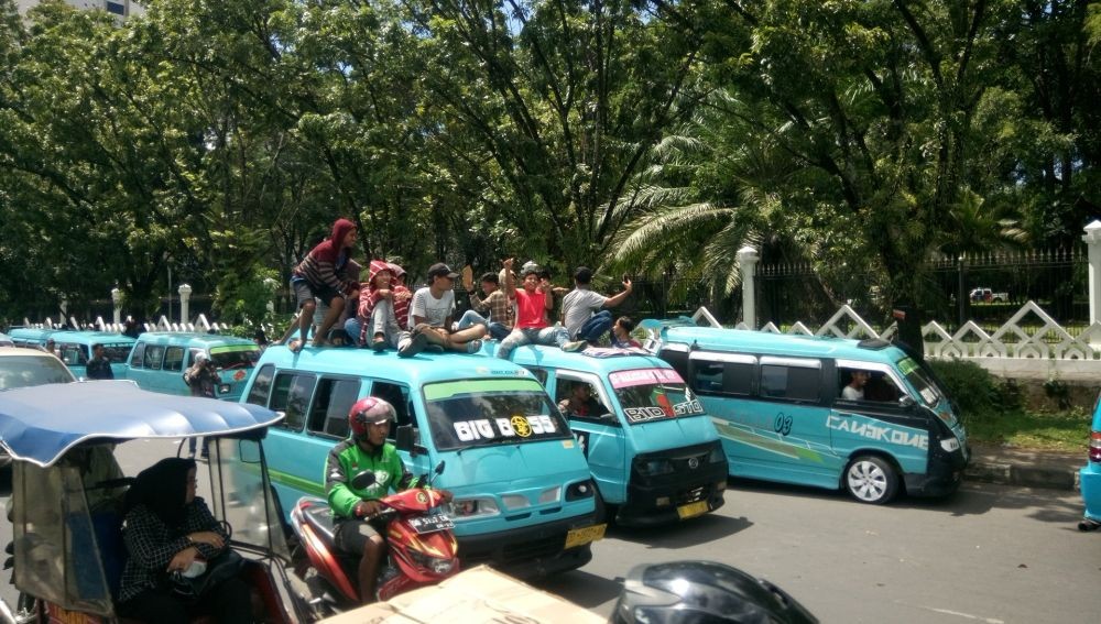 Dishub Makassar Klaim Rutin Uji Kelayakan Mobil Angkot Petepete