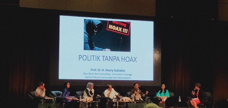 Jokowi Imbau Para Buruh Bisa Tangkal Hoaks