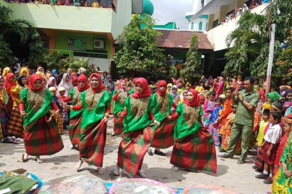 Warga Makassar Rayakan Hari Kebudayaan pada 1 April