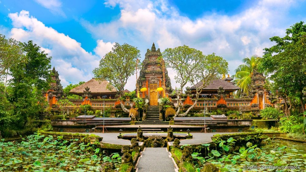 10 Istana Kerajaan Paling Menakjubkan di Dunia, Ada Indonesia Gak Ya?