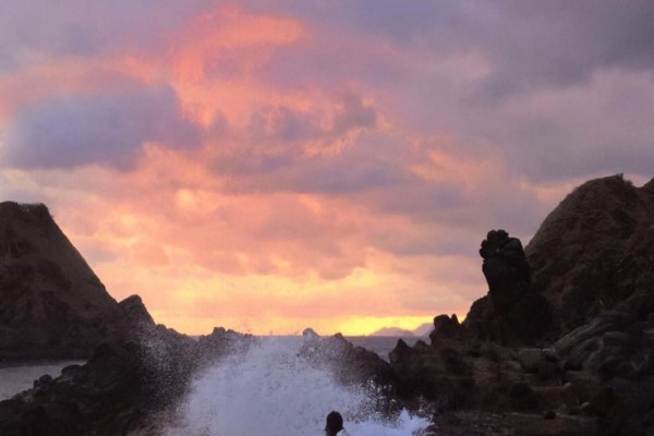Berkunjung ke Pantai Telawas Seperti Berada di Planet Krypton Superman