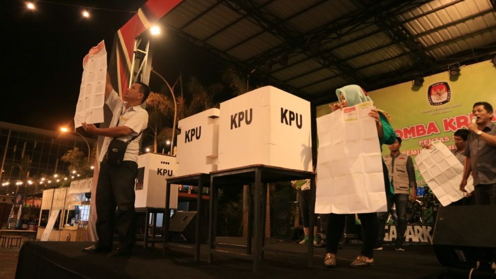 KPU Medan Sosialisasi Pemilu 2019 di Tempat Nongkrong Milenial