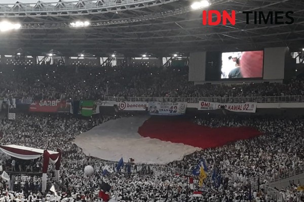 Nama Prabowo Dipekikkan saat Merah Putih Berkibar di Kampanye Akbar