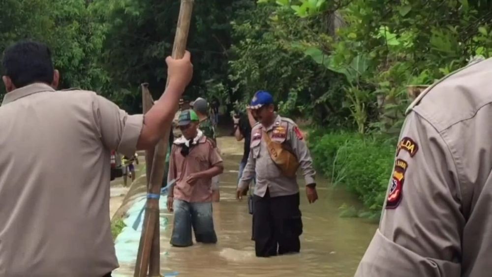 Ratusan Rumah Warga di Cirebon dan Indramayu Terendam Banjir