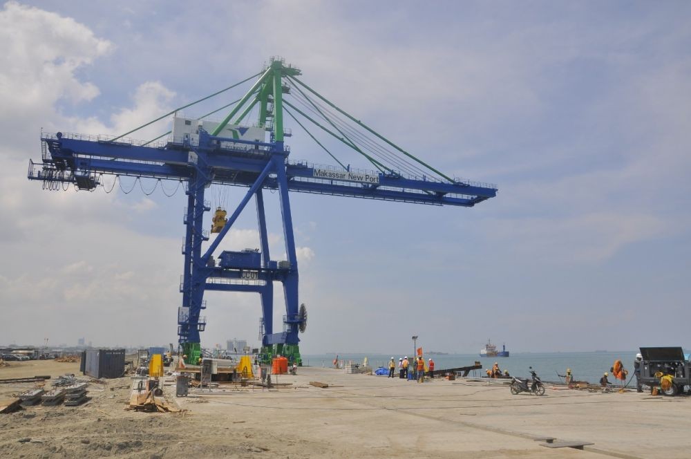 Beroperasi, Dermaga Makassar New Port Tekan Antrean Peti Kemas