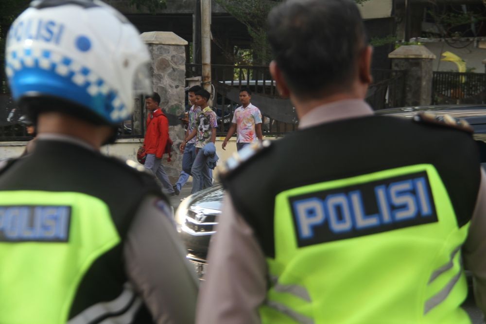 [FOTO] Serba-serbi Corat-Coret Seragam di Kota Medan Rayakan UNBK