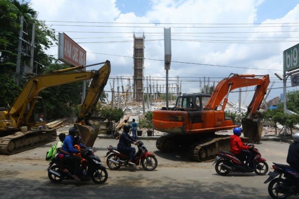 Keluarga Korban Minta Ganti Rugi Rumah yang Tertimpa Bangunan Roboh
