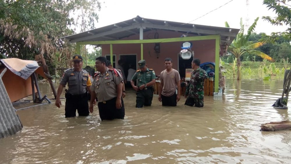 Banjir di Indramayu Semakin Parah, 2.500 Rumah Warga Terendam