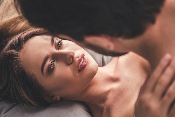 7 Film Romantis Ini Full Adegan Panas Dan Erotis Khusus 20