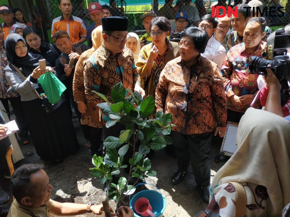 Banjir Genangi Kabupaten Bandung, Ratusan TPS Direlokasi