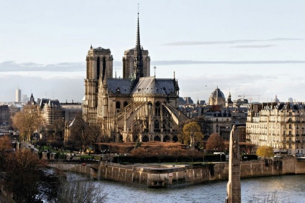 10 Jalanan Cantik dan Keren di Paris, Instagramable Banget!