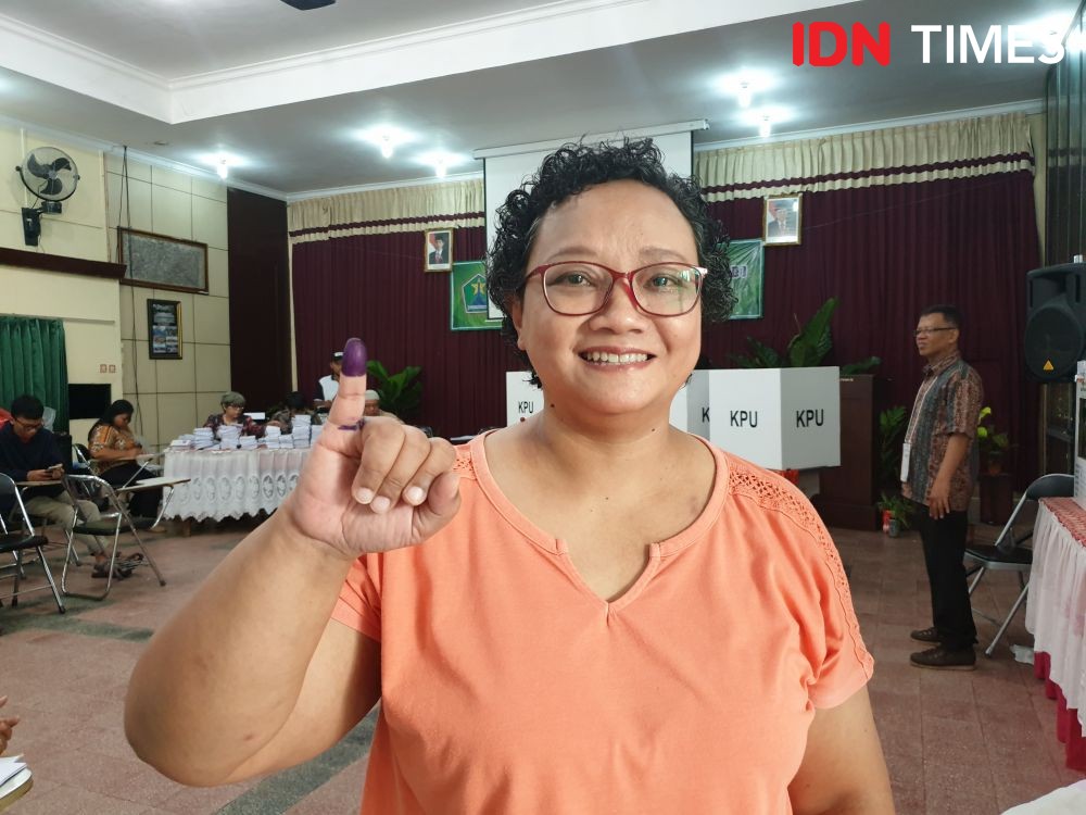 Beragam, Pemilih Usia 19 Sampai 90 Nyoblos di TPS 18 Sumbersari Malang