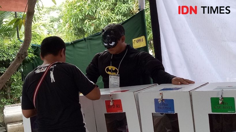 Ada Avengers Awasi Pemilu di Surabaya, biar Gak Ada yang Golput