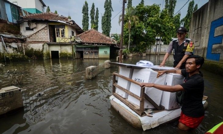 Bandung Banjir, Oded Minta DPU Fokus Tangani Drainase hingga Tanggul