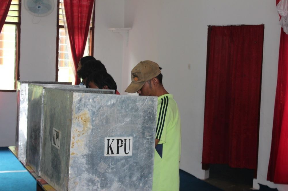 [Foto] Semangat Mencoblos di Lapas Kelas II A Sibolga