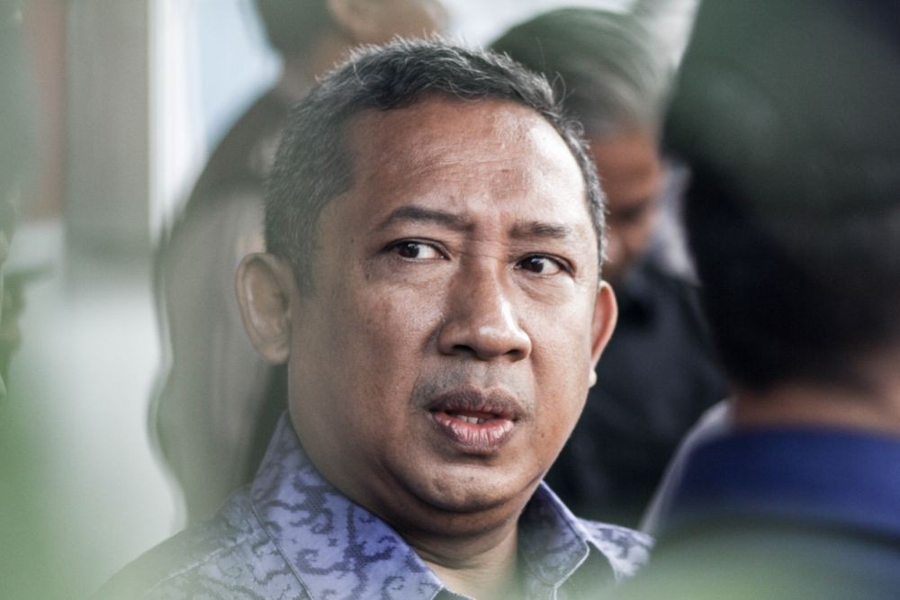 Berompi KPK, Yana Mulyana Jadi Saksi Dugaan Korupsi CCTV di PN Bandung