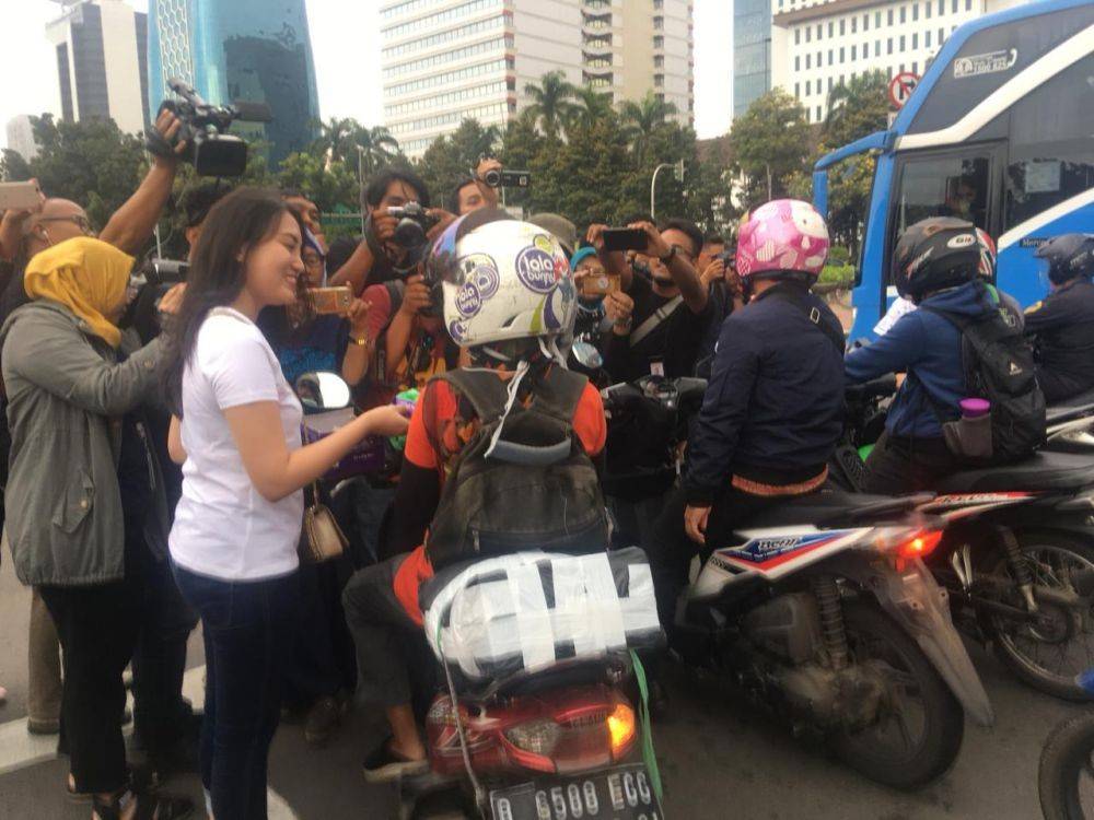 Jokowi-Ma'ruf Menang Di Quick Count, Warga Semarang Cukur Gundul