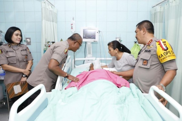 Polisi Sidimpuan yang Kecelakaan Saat Kawal Kotak Suara Belum Sadar