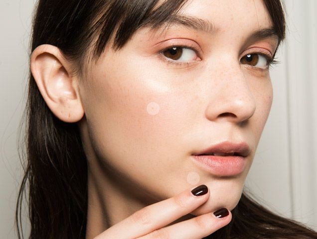 Pimple Patch untuk atasi rasa gemas untuk skin picking