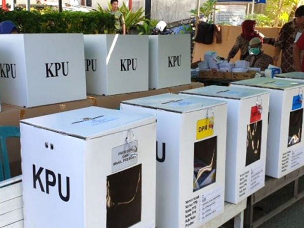 Tugas Berat di Pundak KPPS, Atur Alur Pemilih hingga Awasi Prokes     