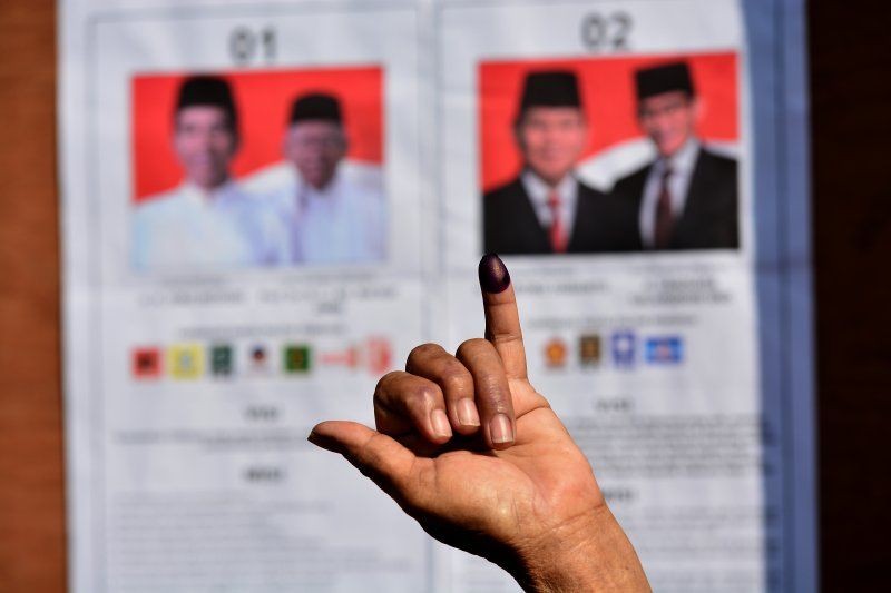 Pemprov Jabar Beri Santunan Rp50 Juta untuk Keluarga Petugas Pemilu 
