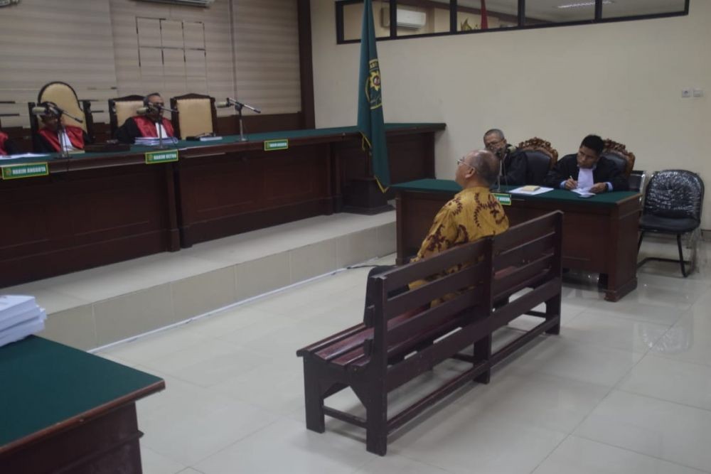 Bupati Malang Non Aktif Dituntut 8 Tahun Penjara