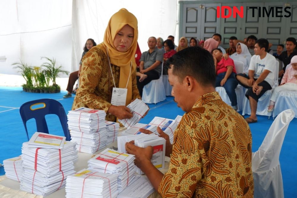 Kisah Erwin Siahaan, Driver Ojek Online yang Lolos DPRD dari PSI Medan