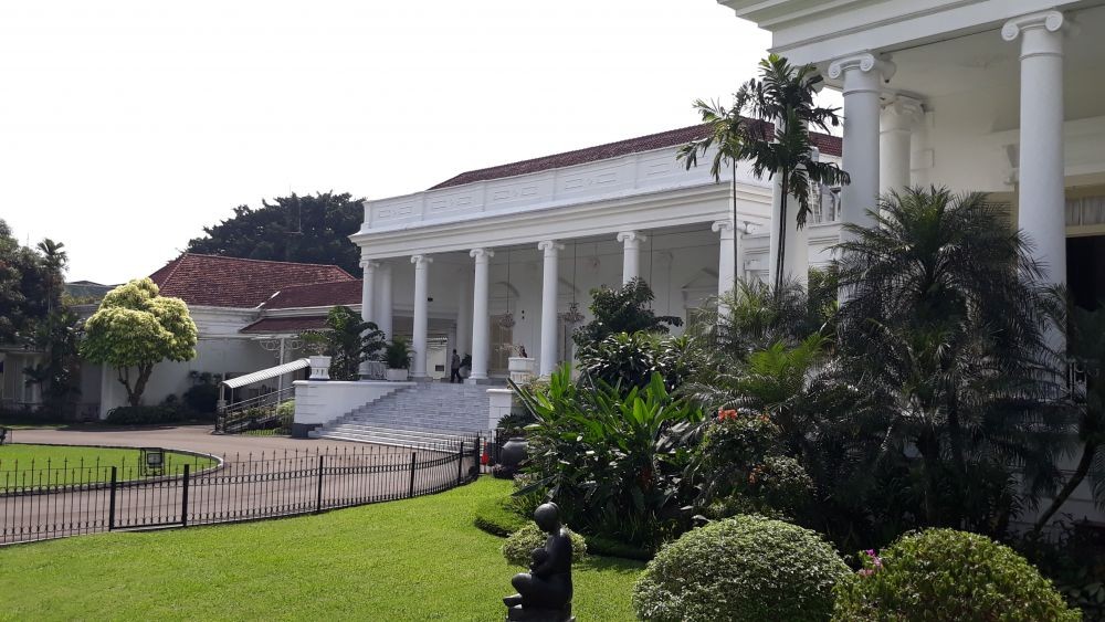 Paling Inspiratif Sketsa  Gambar Istana  Bogor Tea And Lead