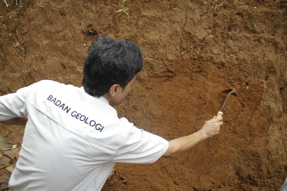 Penjelasan Badan Geologi Soal Fenomena Air Bercampur Gas di Bogor