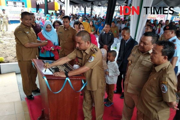 Bupati Tapteng Minta RSUD Pandan Tak Terpaku BPJS untuk Layani Pasien