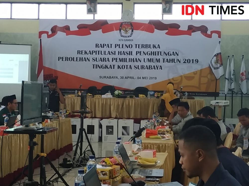 Jokowi Menang Telak di Surabaya, Saksi Prabowo Tak Mau Tanda Tangan