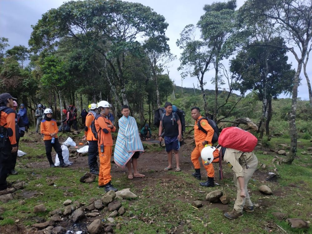 Dua Pendaki yang Hilang di Gunung Bawakaraeng Ditemukan Selamat