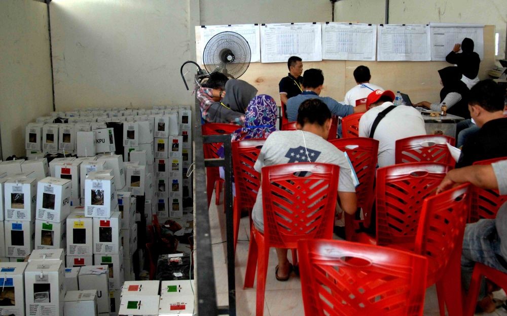 Abaikan Usulan Pemilihan Ulang, KPU dan Bawaslu Simalungun Dilaporkan