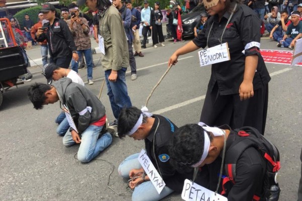 May Day 2019, Teatrikal Penindasan Terhadap Buruh Bikin Merinding