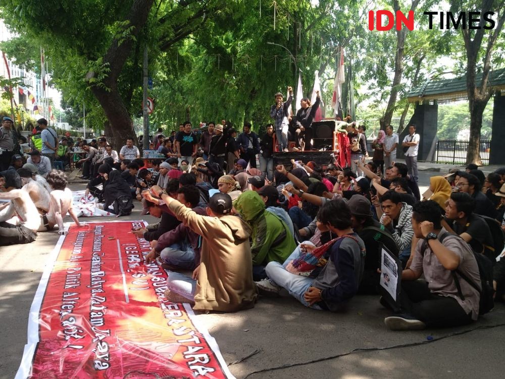 Aksi Hardiknas, Massa GERAM-SU: Kampus Bungkam Mahasiswa yang Kritis