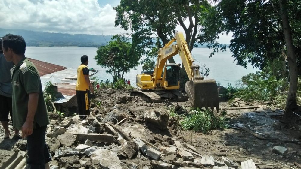 Pemkab Samosir Beri Bantuan Korban Banjir Bandang