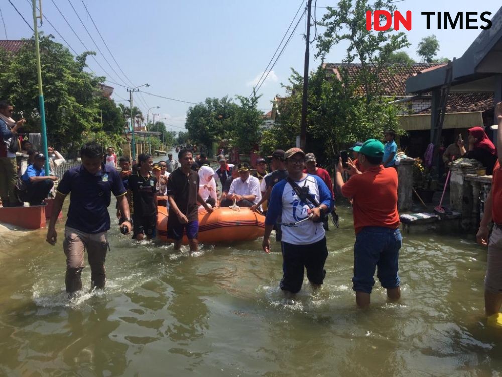 Banjir Gresik, Gubernur Jatim Beri Bantuan Korban Meninggal Rp10 Juta