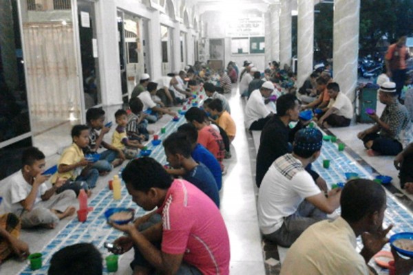 Ikuti Arahan Jokowi, Pejabat dan ASN NTB Dilarang Buka Puasa Bersama