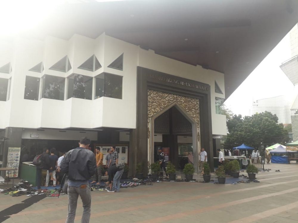 3 Masjid di Bandung Ini Sediakan Takjil Hingga Seribu Porsi