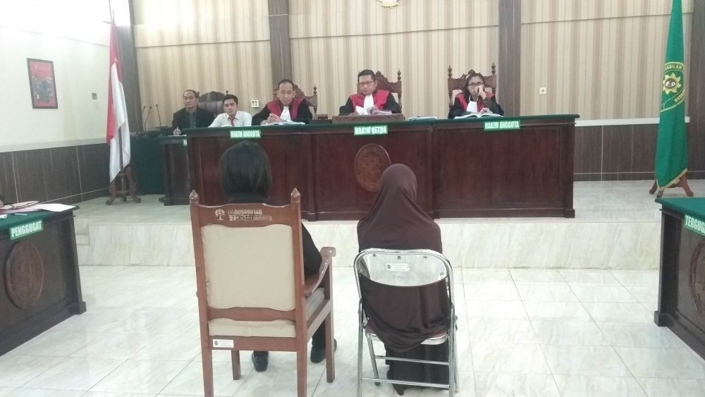 Perdaya Korban, Terdakwa Penipuan Haji Mengaku Istri Ketua PWNU Jatim