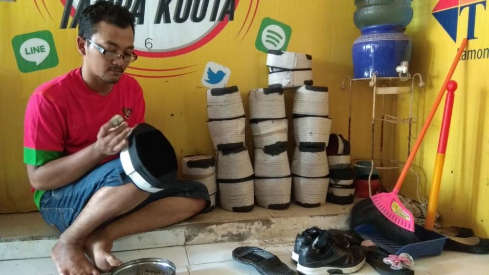 Ramadan, Perajin Songkok Lukis Lamongan Banjir Pesanan dari Luar Jawa