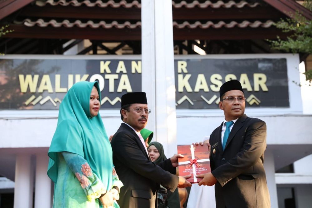 Hari Terakhir Menjabat, Wali Kota Danny Lantik 300 ASN Makassar