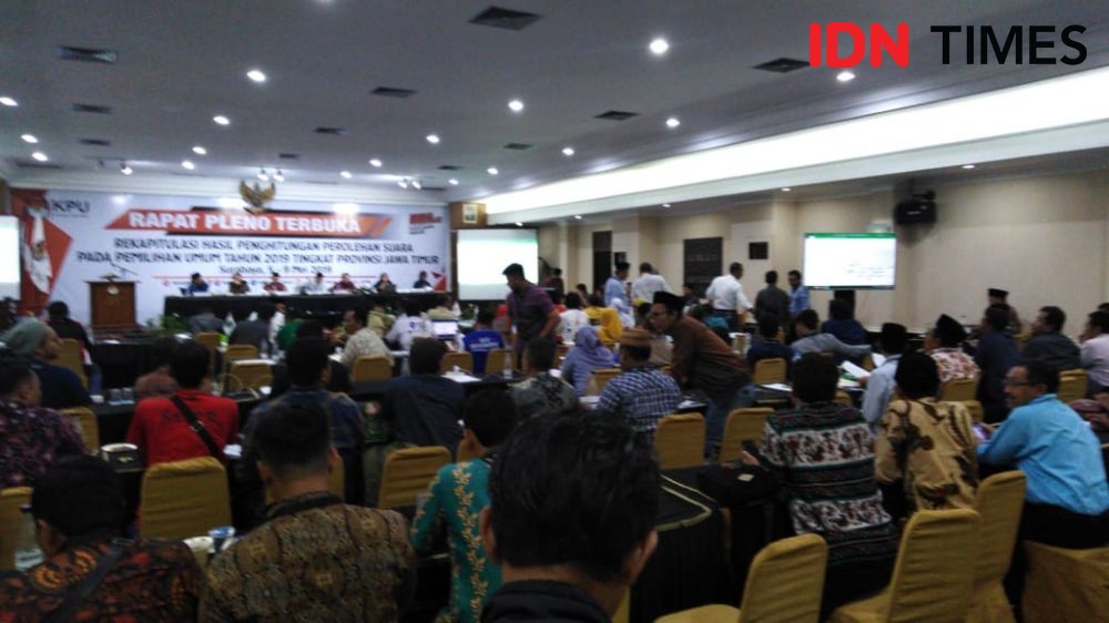 Kapolrestabes Surabaya Baru Tinjau Proses Rekapitulasi KPU Jatim