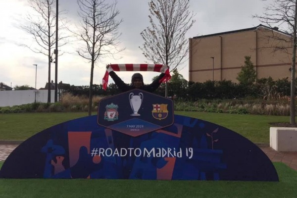 Kang Dayat Jadi Salah Satu Saksi Kemenangan Ajaib Liverpool di Anfield