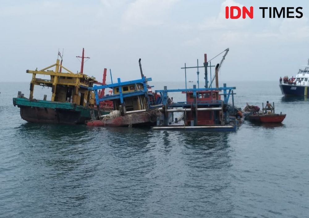 Tiga Kapal Asing Myanmar, Malaysia dan Thailand Ditenggelamkan