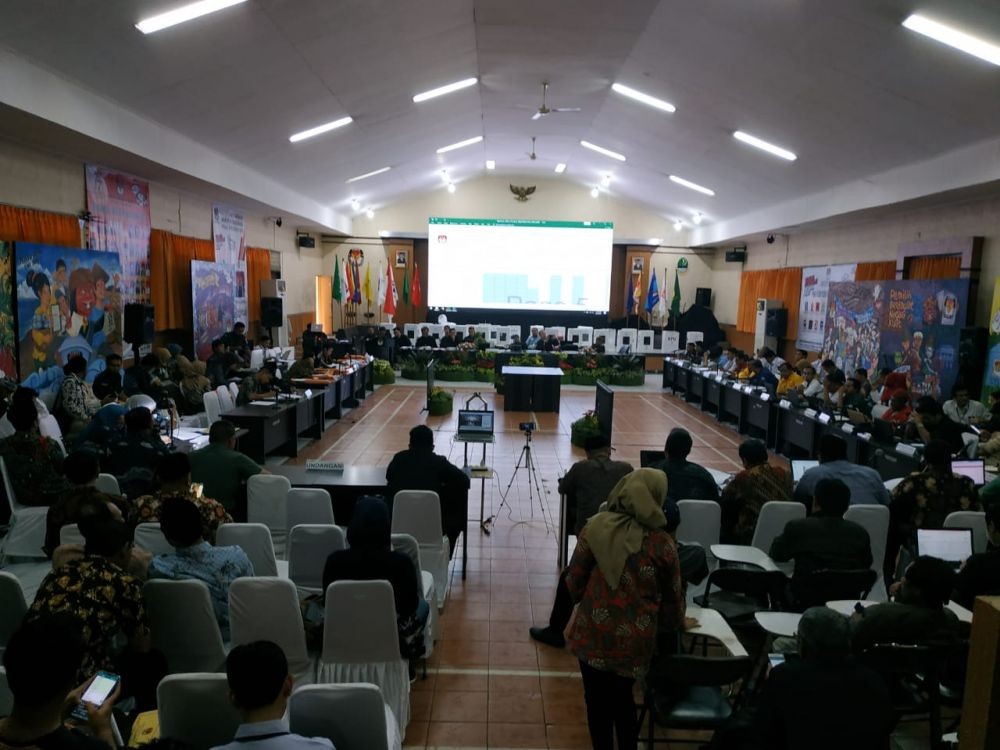 KPU Jawa Barat Pastikan Rapat Pleno Diperpanjang